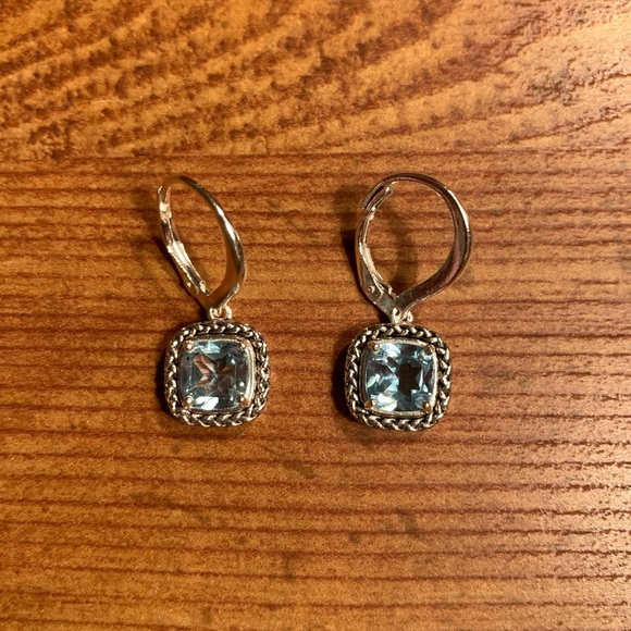 NWOT Silver Earrings w/t Light Blue Square Stone - Picture 3 of 6